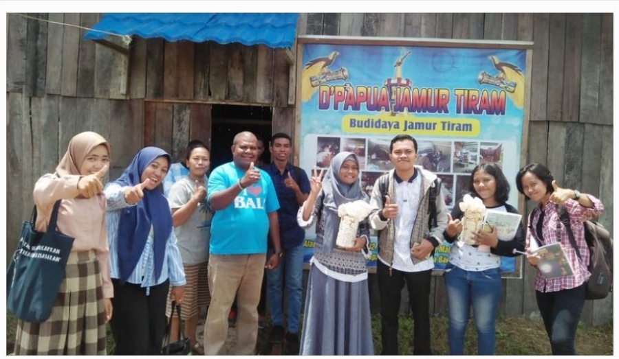 Mahasiswa Teknik Kimia UNIMUDA Wawancara Petani Jamur Tiram